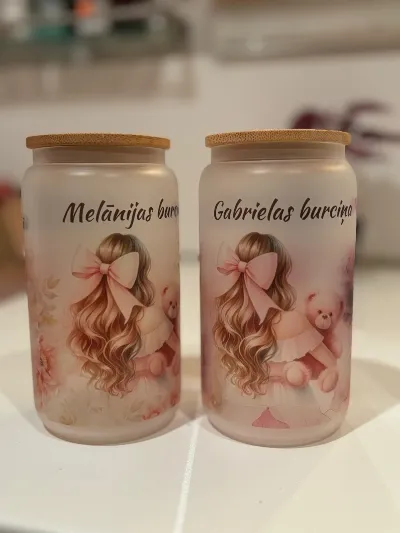 Burciņa "Esmu pati skaistākā"