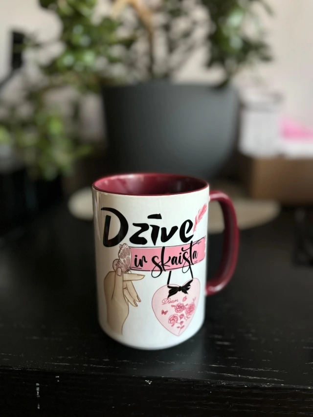 Krūze "Dzīve ir skaista"